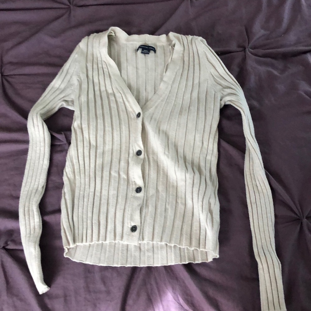 American Eagle White sweater top